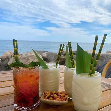 Atico Tipo Loft En Primera Linea De Playa 아파트 알마야테알토